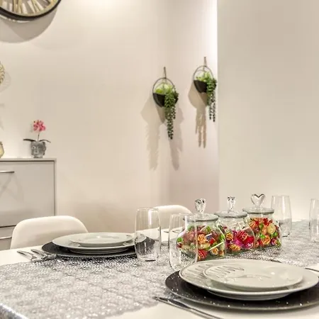 Soleil Sucre T2 Centre Historique De * Narbonne